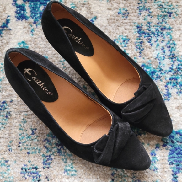 Earthies Prantini black suede bow heels size 8½ - Picture 2 of 8